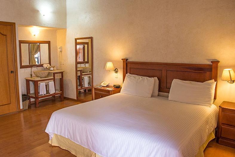 Hostal De La Monja Durango Room photo